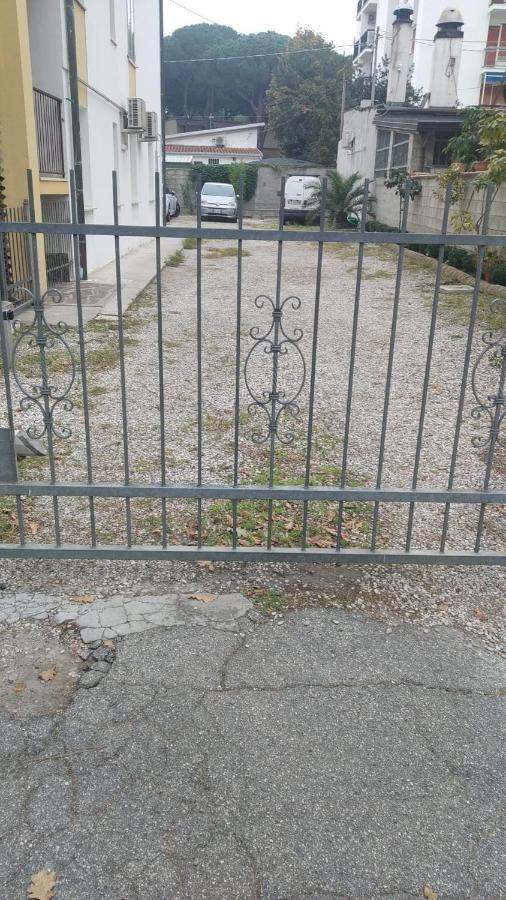 B&B Foscolo Llido Degli Estensi Esterno foto