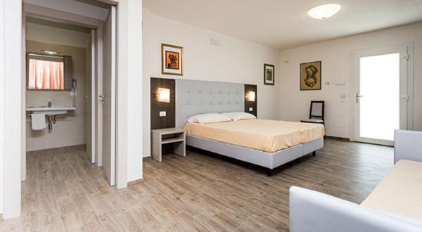 B&B Foscolo Llido Degli Estensi Esterno foto